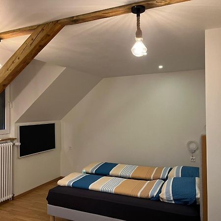 Studio Cosy Au Centre De Couvet 외부 사진