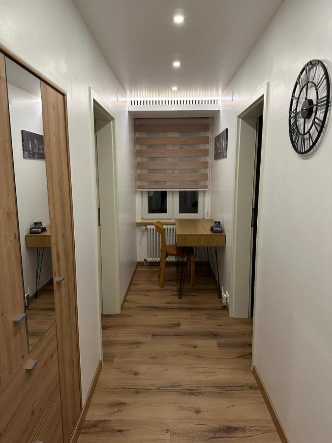 Studio Cosy Au Centre De Couvet 아파트 외부 사진