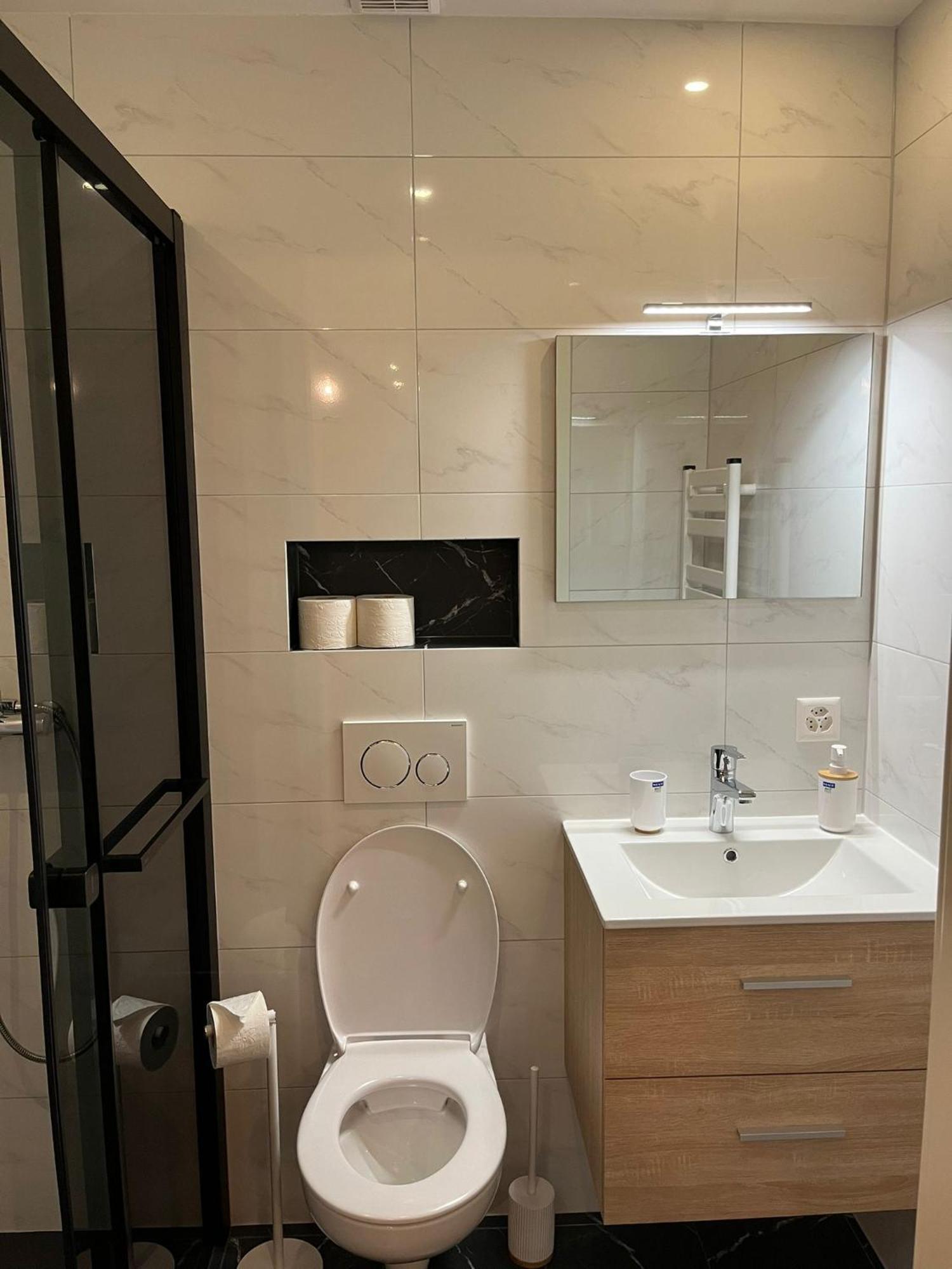 Studio Cosy Au Centre De Couvet 외부 사진