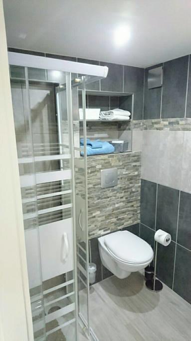 Studio Cosy Au Centre De Couvet 외부 사진